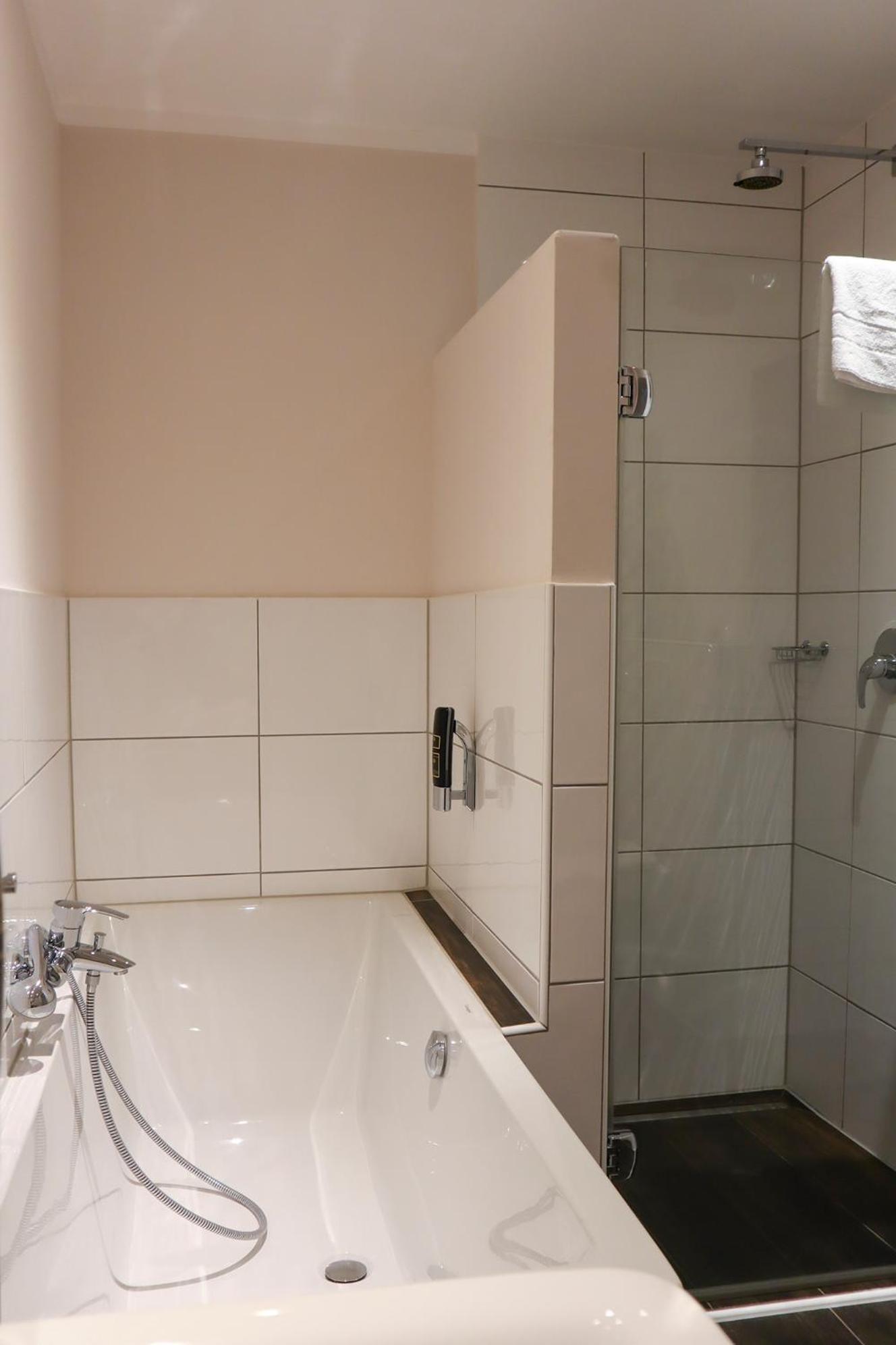 Hotel Gut Moschenhof دوسلدورف المظهر الخارجي الصورة